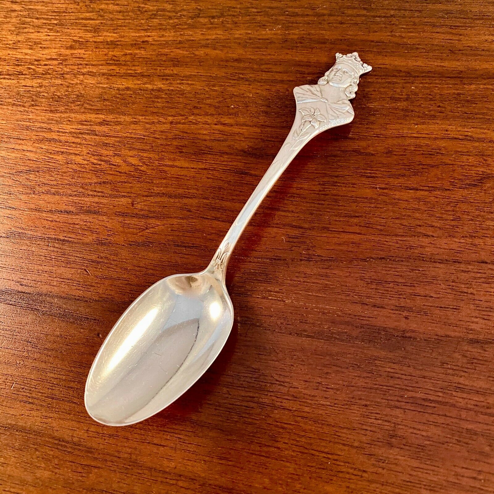 Mermod Jaccard & Co. Sterling Silver Figural King Souvenir Spoon - Saint Louis